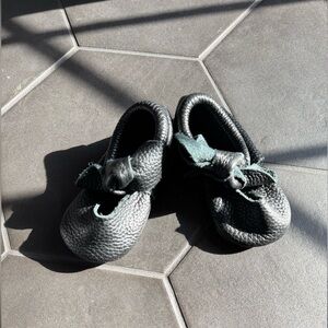 Freshly Picked Black Moccasins for Toddlers
